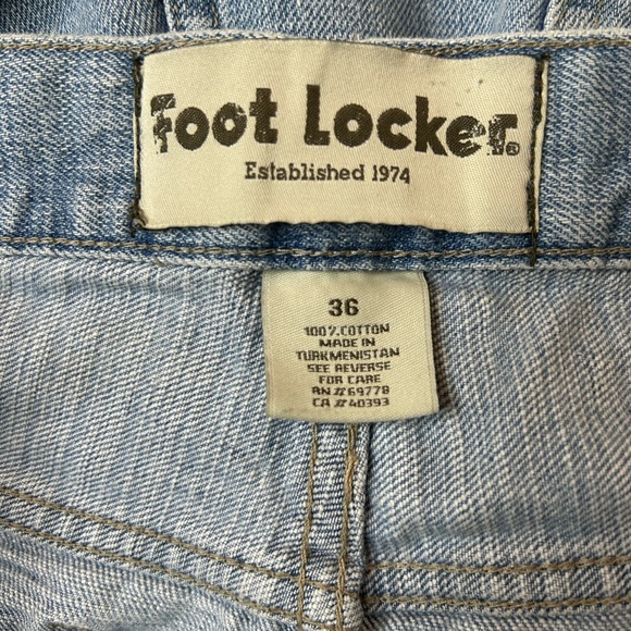 Vintage Y2k Footlocker Shorts Mens‎ 36 Blue Denim Baggy Hip Hop Streetwear Jorts - Picture 4 of 4